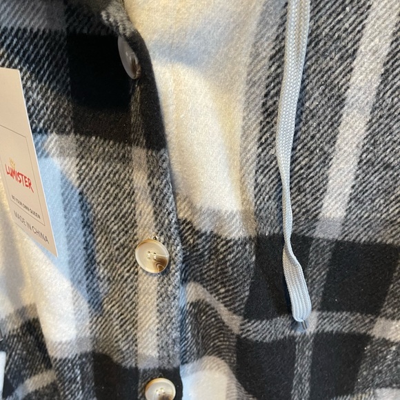 Lumister Women's Oversized Flannel Plaid Button Down Shirts Long Sleeve Hoodie - Picture 4 of 5